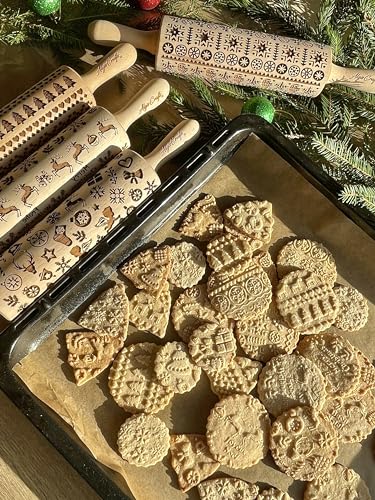 SCANDINAVIAN CHRISTMAS Embossing Rolling Pin Embossing Rolling Pin With Christmas Tree Deer Heart Gingerbread Cookies